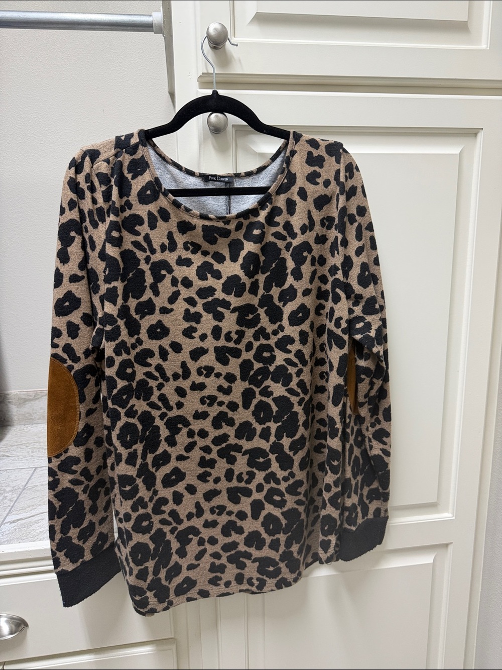 Pink Clover pull over long sleeve shirt size XXL